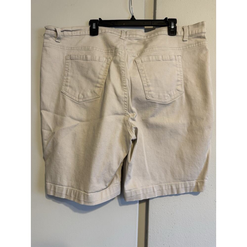 Gloria Vanderbilt Amanda Shorts Womens 18W Tan Khaki Denim All-Around Slimming - Picture 5 of 5